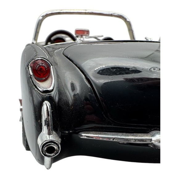 Majorette Chevrolet 1957 Diecast Model Car -‎ 1/18 Scale - Picture 11 of 16